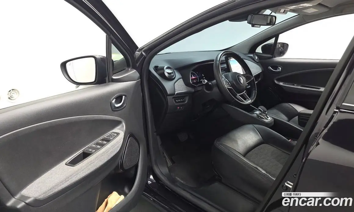 Renault (Samsung) Zoe 2021 0.2 автомат (гидро), фото 10 Renault (Samsung) Zoe 2021 0.2 автомат (гидро), фото 10