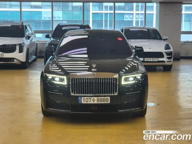 Rolls-Royce Ghost 2022 6.7 автомат (гидро), миниатюра 3 Rolls-Royce Ghost 2022 6.7 автомат (гидро), миниатюра 3