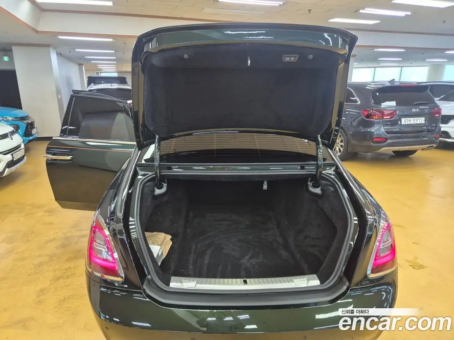 Rolls-Royce Ghost 2022 6.7 автомат (гидро), фото 9 Rolls-Royce Ghost 2022 6.7 автомат (гидро), фото 9