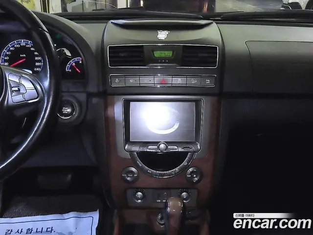 SsangYong Rexton 2016 2.2 автомат (гидро), миниатюра 11 SsangYong Rexton 2016 2.2 автомат (гидро), миниатюра 11