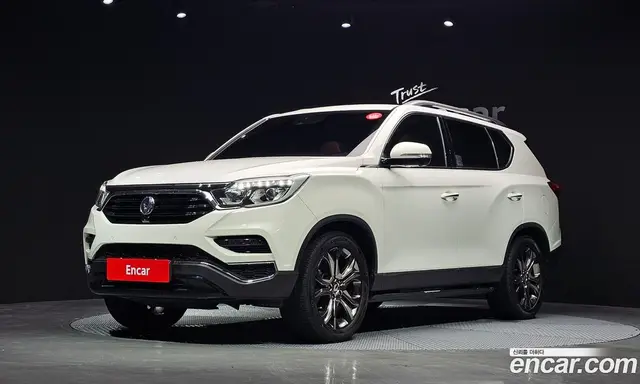 SsangYong Rexton 2017 2.2 автомат (гидро), миниатюра 1 SsangYong Rexton 2017 2.2 автомат (гидро), миниатюра 1