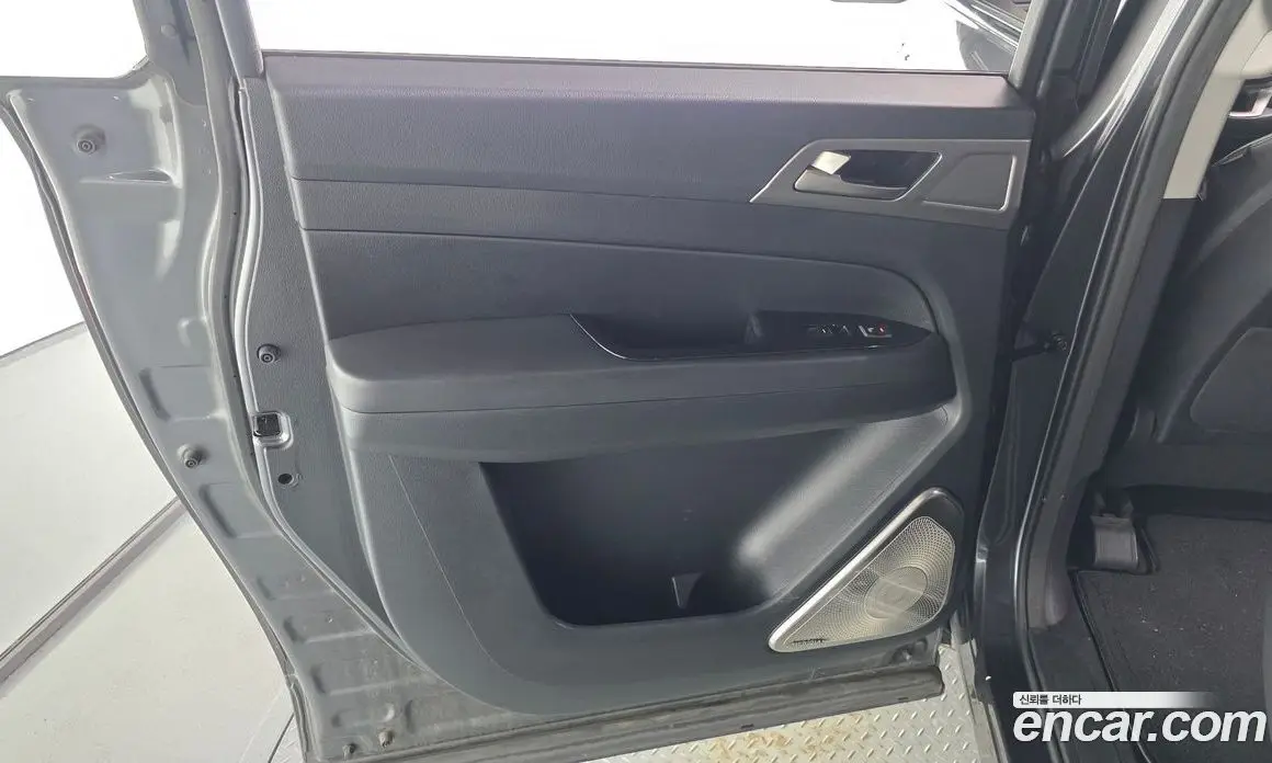 SsangYong Rexton 2018 2.2 автомат (гидро), фото 15