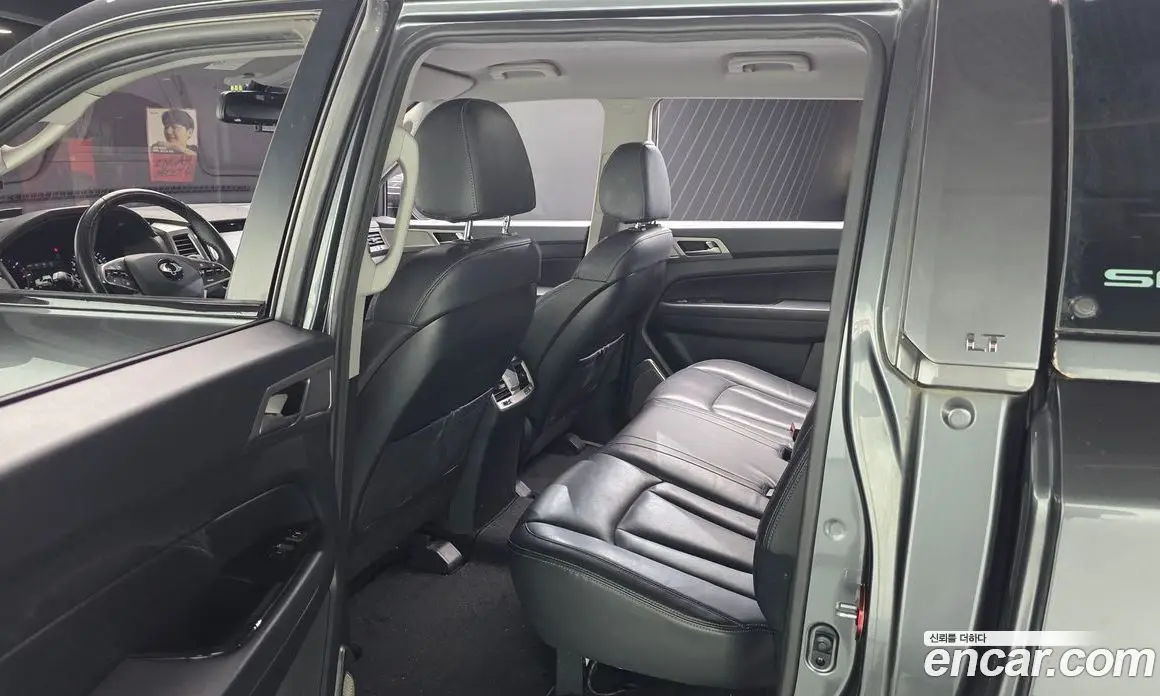 SsangYong Rexton 2018 2.2 автомат (гидро), фото 16