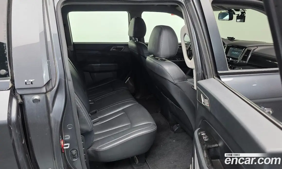 SsangYong Rexton 2018 2.2 автомат (гидро), фото 18