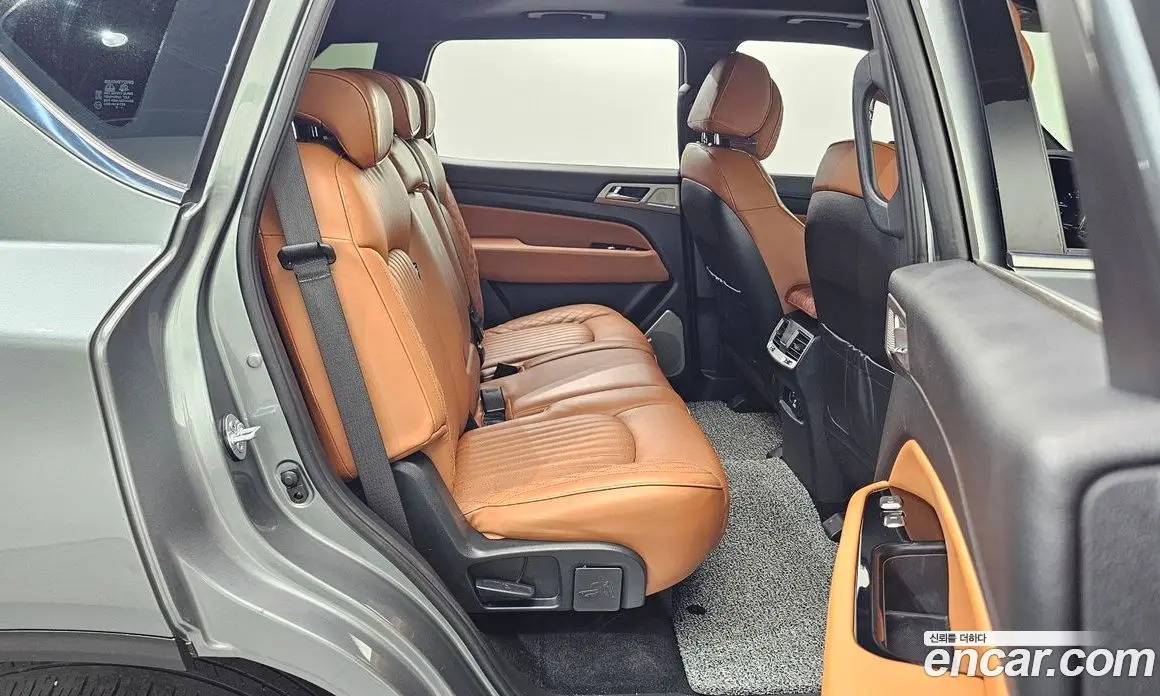SsangYong Rexton 2018 2.2 автомат (гидро), фото 17 SsangYong Rexton 2018 2.2 автомат (гидро), фото 17