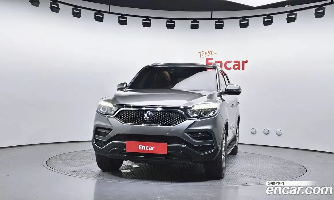 SsangYong Rexton 2018 2.2 автомат (гидро), фото 3 SsangYong Rexton 2018 2.2 автомат (гидро), фото 3