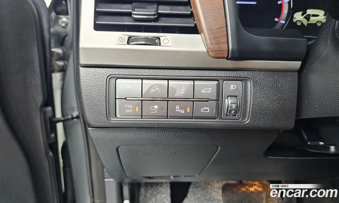 SsangYong Rexton 2018 2.2 автомат (гидро), фото 24 SsangYong Rexton 2018 2.2 автомат (гидро), фото 24
