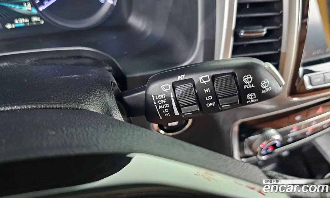 SsangYong Rexton 2018 2.2 автомат (гидро), фото 25 SsangYong Rexton 2018 2.2 автомат (гидро), фото 25