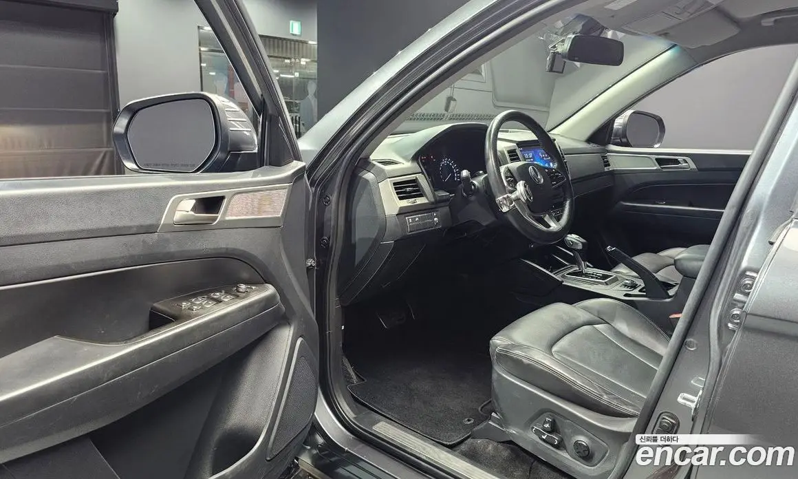 SsangYong Rexton 2019 2.2 автомат (гидро), фото 13 SsangYong Rexton 2019 2.2 автомат (гидро), фото 13