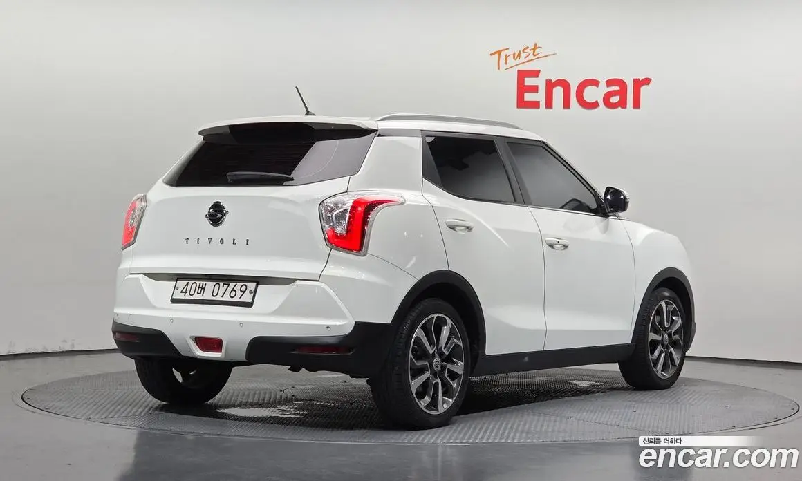 SsangYong TIBOLI 2016 1.6 автомат (гидро), фото 2 SsangYong TIBOLI 2016 1.6 автомат (гидро), фото 2