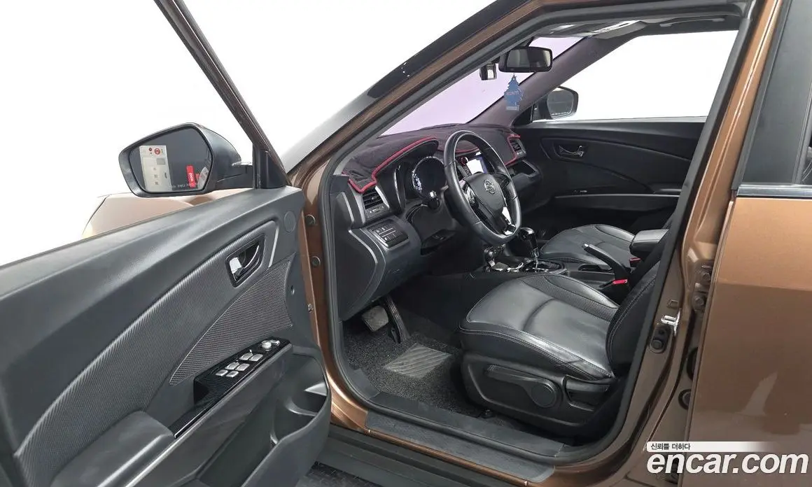 SsangYong TIBOLI 2017 1.6 автомат (гидро), фото 10 SsangYong TIBOLI 2017 1.6 автомат (гидро), фото 10