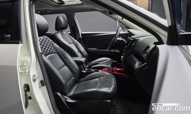 SsangYong TIBOLI 2018 1.6 автомат (гидро), миниатюра 11