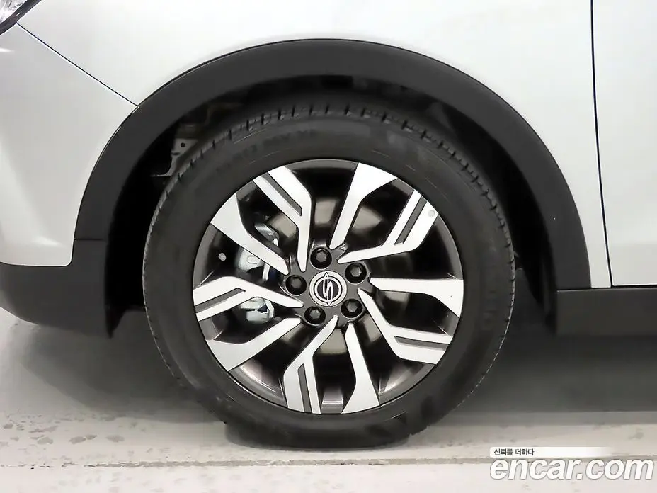SsangYong TIBOLI 2018 1.6 автомат (гидро), фото 5 SsangYong TIBOLI 2018 1.6 автомат (гидро), фото 5
