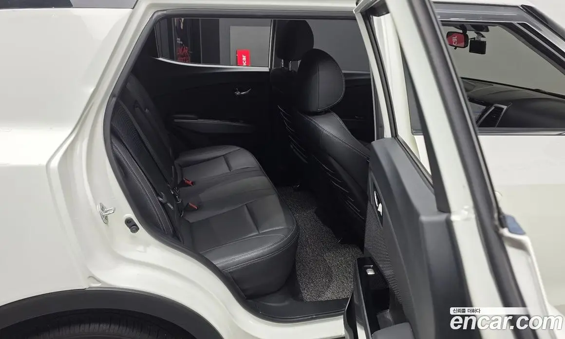 SsangYong TIBOLI 2018 1.6 автомат (гидро), фото 18