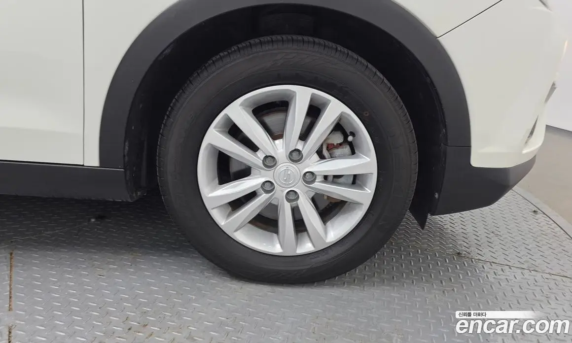 SsangYong TIBOLI 2018 1.6 автомат (гидро), фото 7