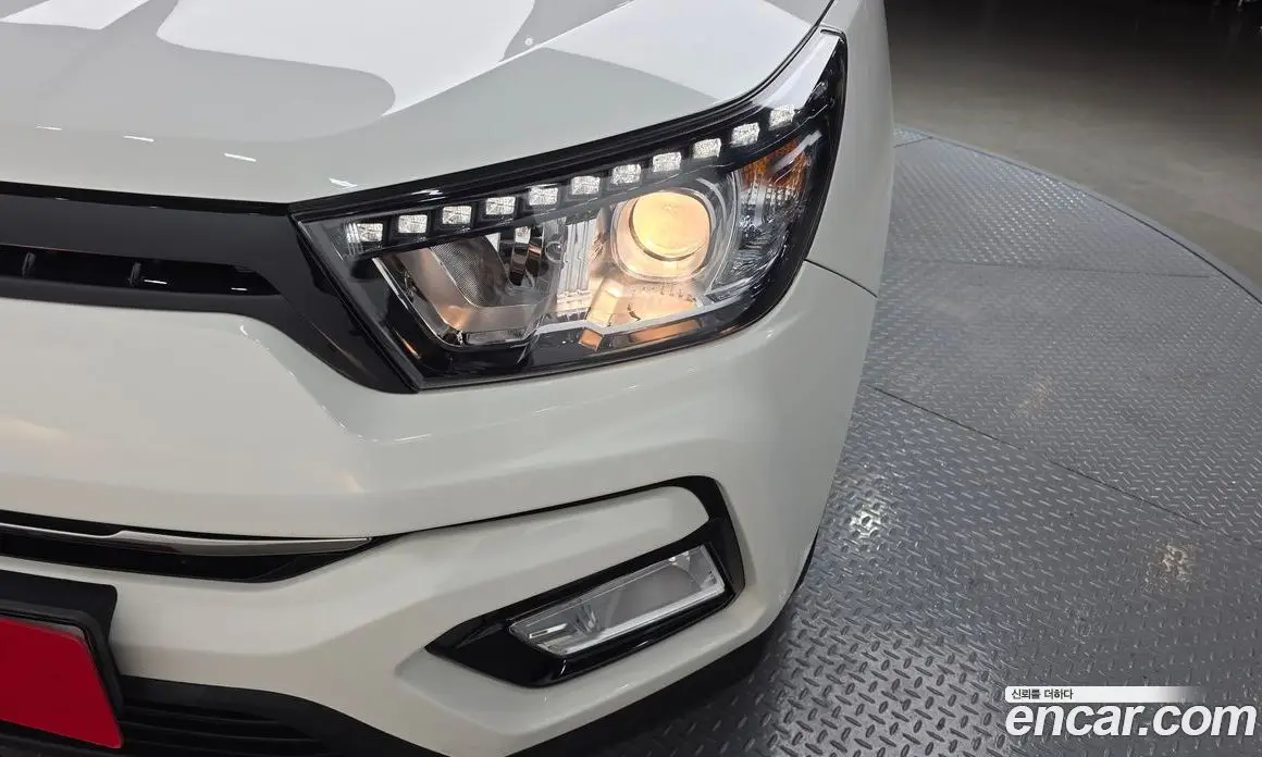 SsangYong TIBOLI 2018 1.6 автомат (гидро), фото 8
