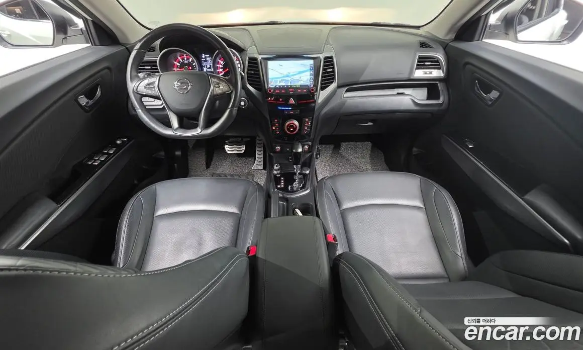SsangYong TIBOLI 2018 1.6 автомат (гидро), фото 10