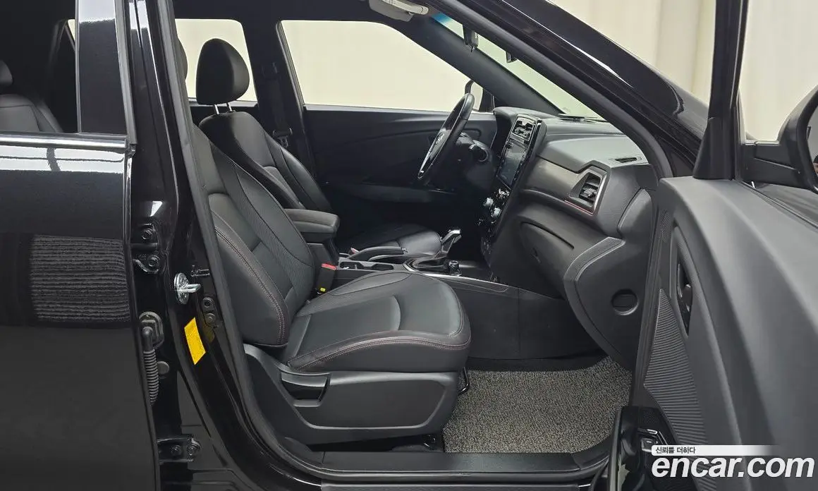 SsangYong TIBOLI 2021 1.5 автомат (гидро), фото 17 SsangYong TIBOLI 2021 1.5 автомат (гидро), фото 17