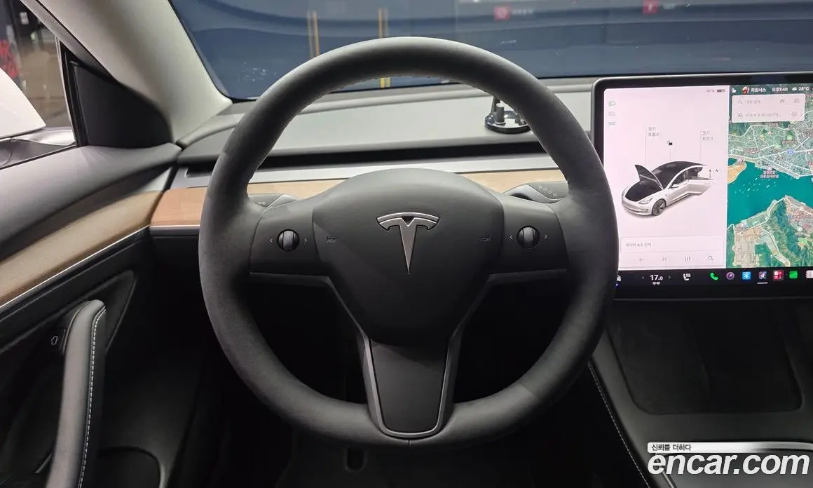 Tesla Model 3 2022 0.2 автомат (гидро), фото 18 Tesla Model 3 2022 0.2 автомат (гидро), фото 18