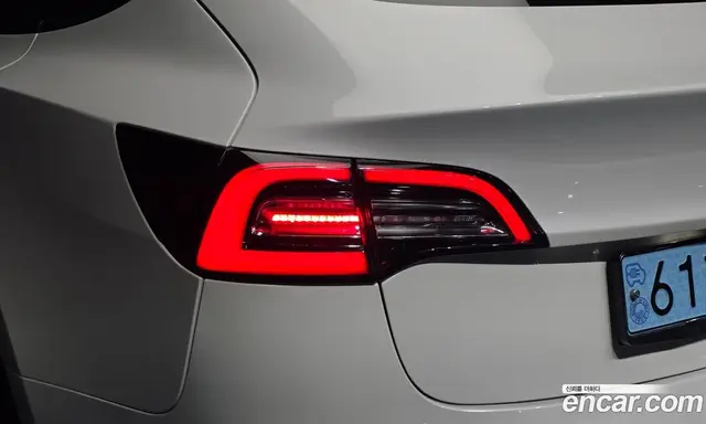Tesla Model 3 2022 0.2 автомат (гидро), миниатюра 8 Tesla Model 3 2022 0.2 автомат (гидро), миниатюра 8