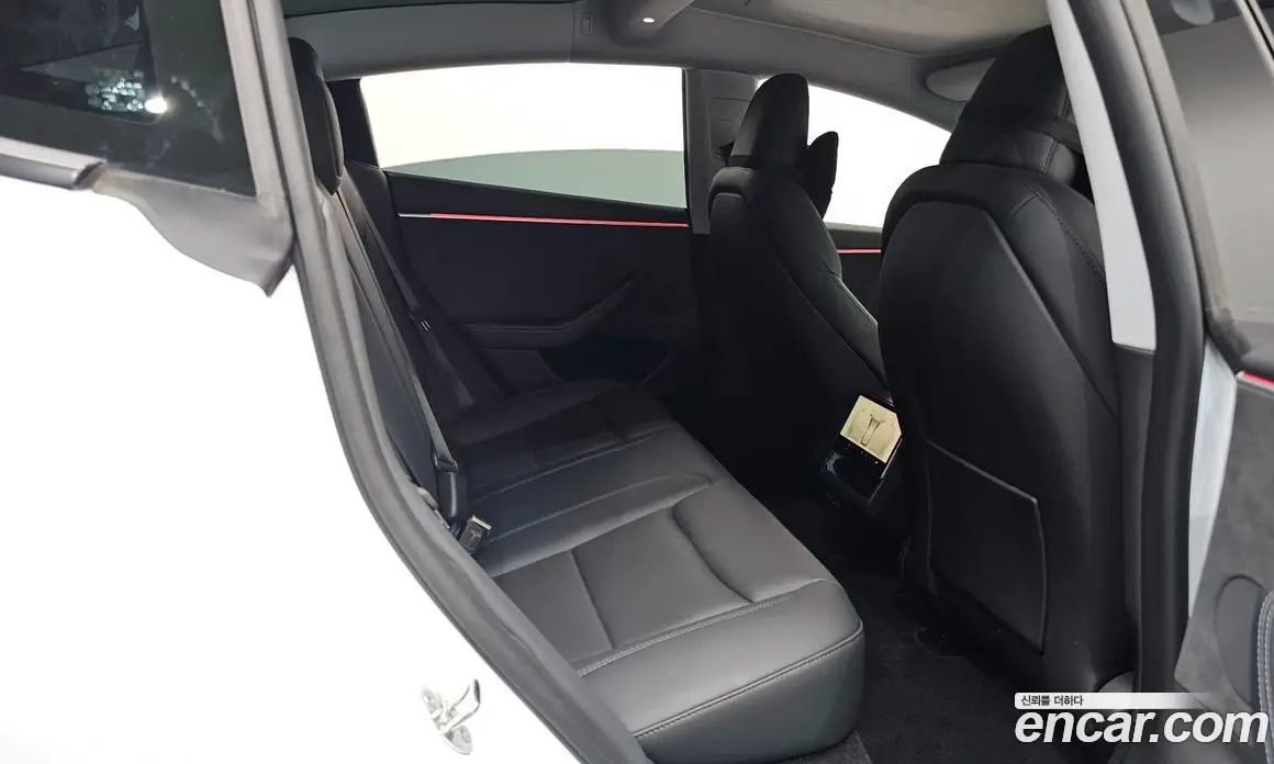 Tesla Model 3 2024 0.2 автомат (гидро), фото 17 Tesla Model 3 2024 0.2 автомат (гидро), фото 17