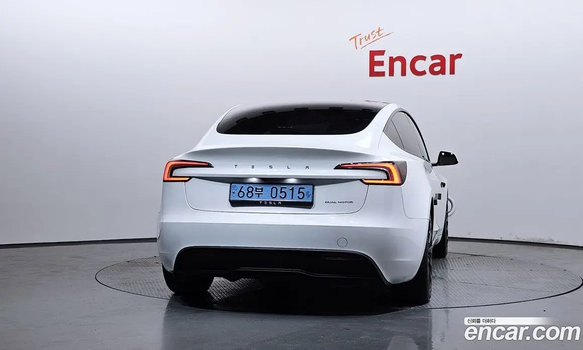 Tesla Model 3 2024 0.2 автомат (гидро), фото 4 Tesla Model 3 2024 0.2 автомат (гидро), фото 4