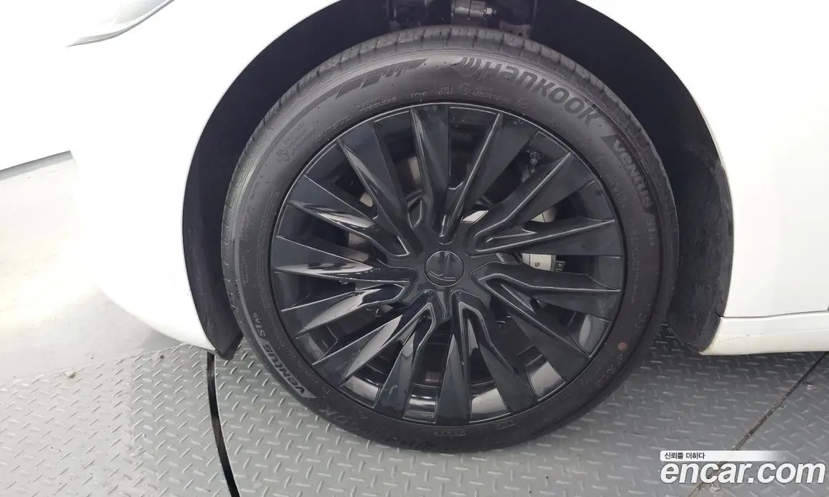 Tesla Model 3 2024 0.2 автомат (гидро), фото 5 Tesla Model 3 2024 0.2 автомат (гидро), фото 5