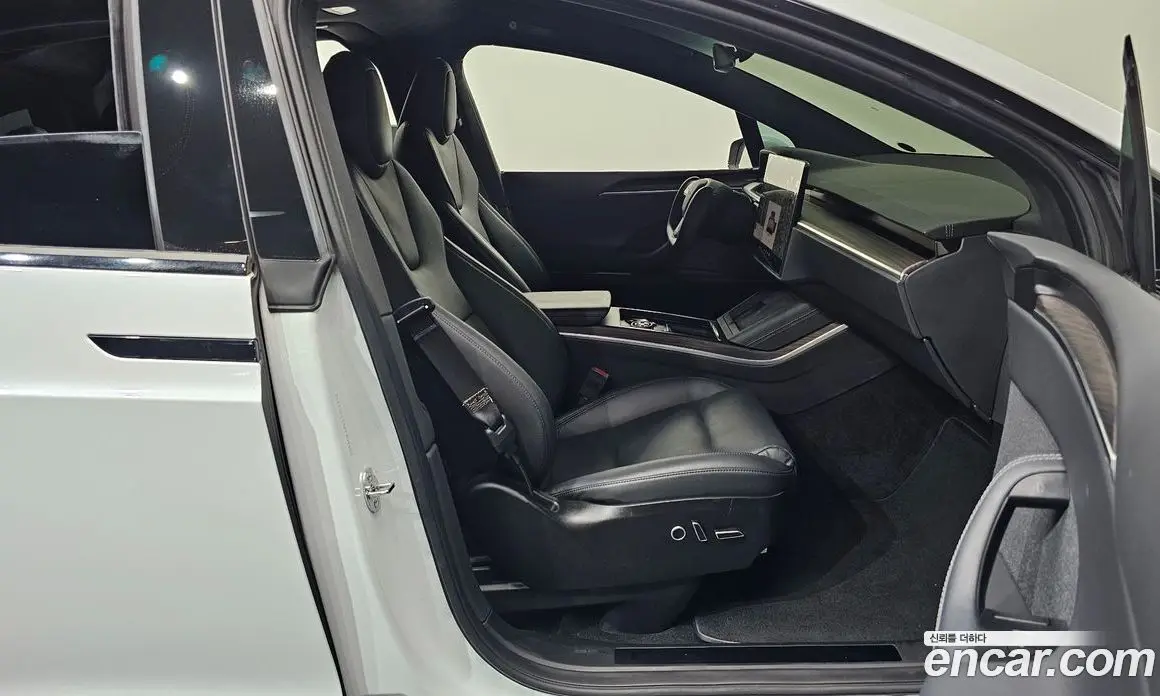 Tesla Model X 2023 0.3 автомат (гидро), фото 15 Tesla Model X 2023 0.3 автомат (гидро), фото 15