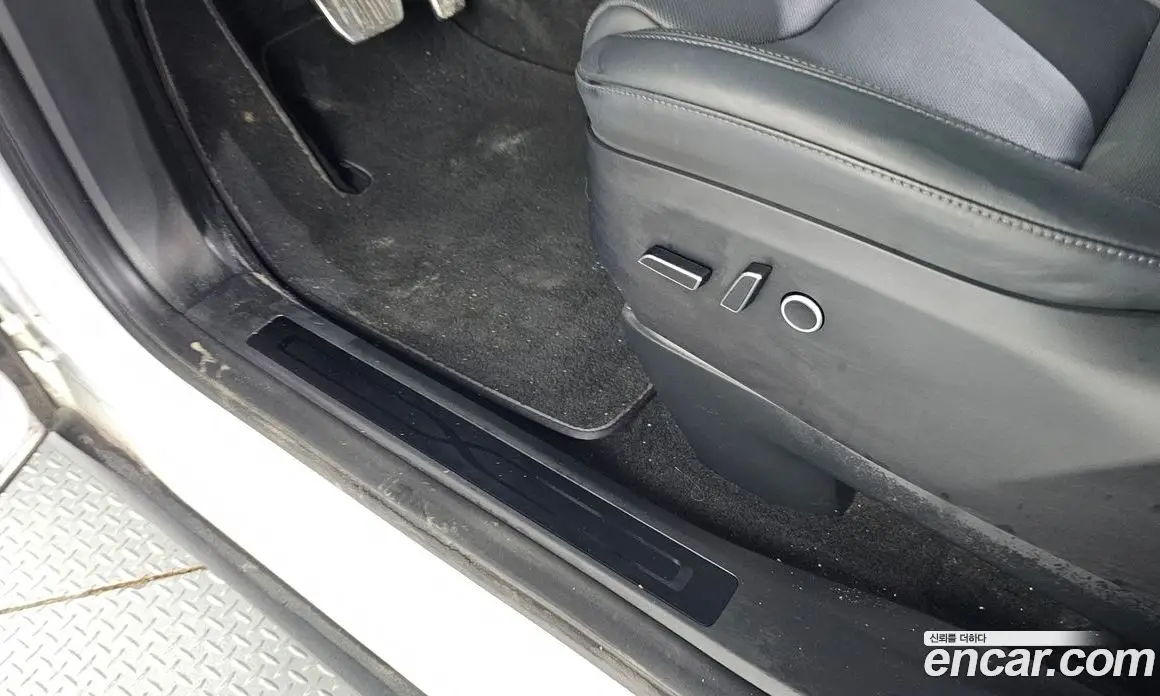 Tesla Model X 2023 0.3 автомат (гидро), фото 30 Tesla Model X 2023 0.3 автомат (гидро), фото 30