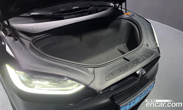 Tesla Model X 2023 0.3 автомат (гидро), миниатюра 6 Tesla Model X 2023 0.3 автомат (гидро), миниатюра 6