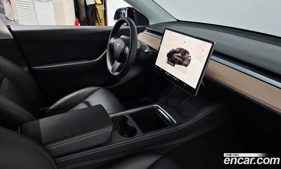 Tesla Model Y 2022 0.2 автомат (гидро), фото 26