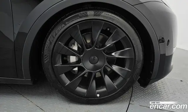 Tesla Model Y 2022 0.2 автомат (гидро), миниатюра 7