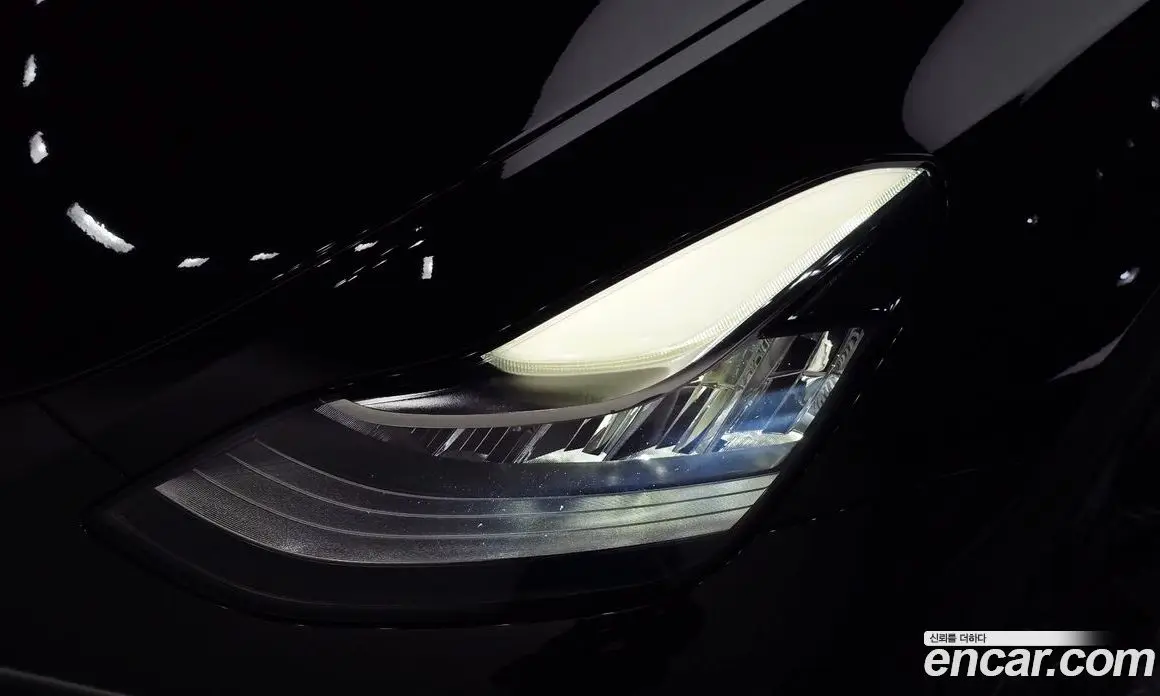 Tesla Model Y 2022 0.2 автомат (гидро), фото 8