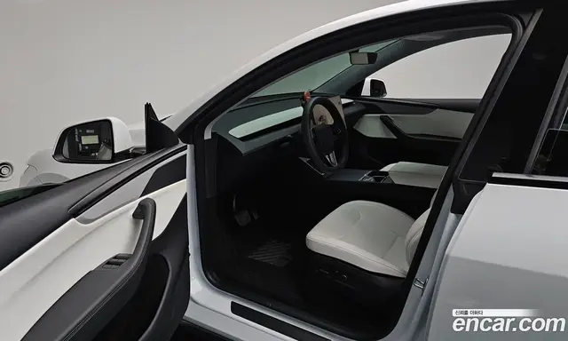 Tesla Model Y 2025 0.2 автомат (гидро), миниатюра 12