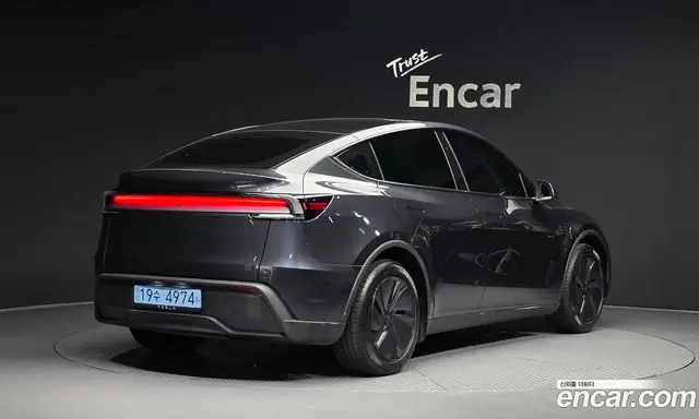 Tesla Model Y 2025 0.2 автомат (гидро), миниатюра 2 Tesla Model Y 2025 0.2 автомат (гидро), миниатюра 2