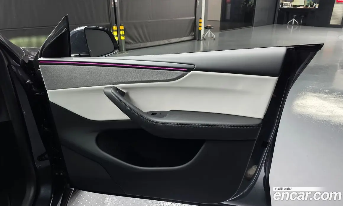 Tesla Model Y 2025 0.2 автомат (гидро), фото 15 Tesla Model Y 2025 0.2 автомат (гидро), фото 15