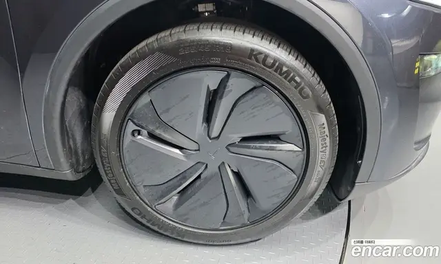 Tesla Model Y 2025 0.2 автомат (гидро), миниатюра 7 Tesla Model Y 2025 0.2 автомат (гидро), миниатюра 7