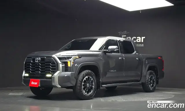 Toyota Tundra, 2022, 9 246 км