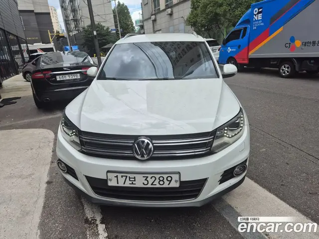 Volkswagen Tiguan 2014 2.0 автомат (гидро), миниатюра 3 Volkswagen Tiguan 2014 2.0 автомат (гидро), миниатюра 3