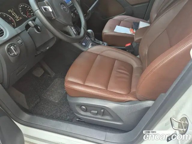 Volkswagen Tiguan 2014 2.0 автомат (гидро), миниатюра 7 Volkswagen Tiguan 2014 2.0 автомат (гидро), миниатюра 7