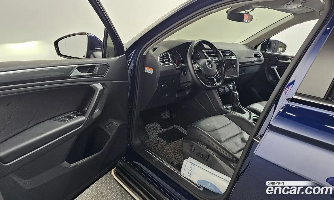 Volkswagen Tiguan 2020 2.0 автомат (гидро), фото 13