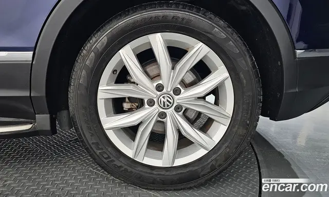 Volkswagen Tiguan 2020 2.0 автомат (гидро), миниатюра 7