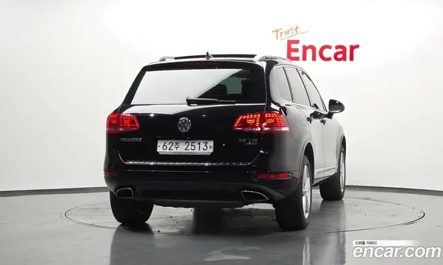 Volkswagen Touareg 2014 3.0 автомат (гидро), миниатюра 4 Volkswagen Touareg 2014 3.0 автомат (гидро), миниатюра 4