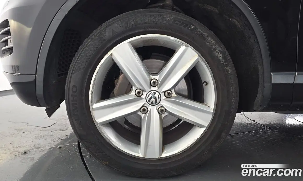 Volkswagen Touareg 2014 3.0 автомат (гидро), фото 5 Volkswagen Touareg 2014 3.0 автомат (гидро), фото 5