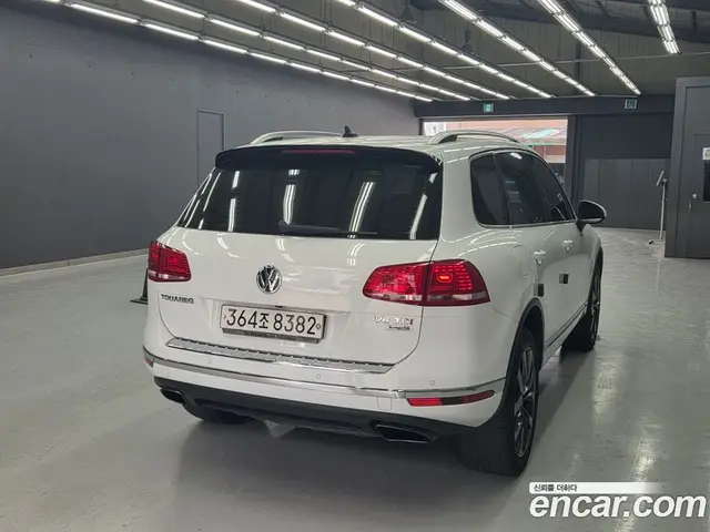 Volkswagen Touareg 2016 3.0 автомат (гидро), миниатюра 3 Volkswagen Touareg 2016 3.0 автомат (гидро), миниатюра 3