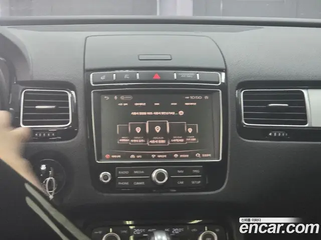Volkswagen Touareg 2016 3.0 автомат (гидро), миниатюра 9 Volkswagen Touareg 2016 3.0 автомат (гидро), миниатюра 9