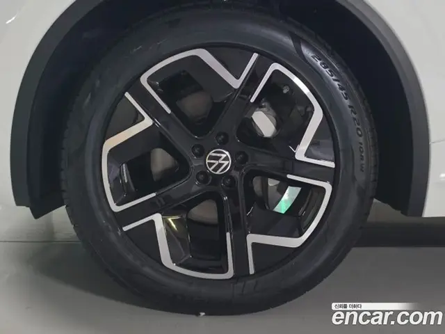 Volkswagen Touareg 2026 3.0 автомат (гидро), миниатюра 5 Volkswagen Touareg 2026 3.0 автомат (гидро), миниатюра 5