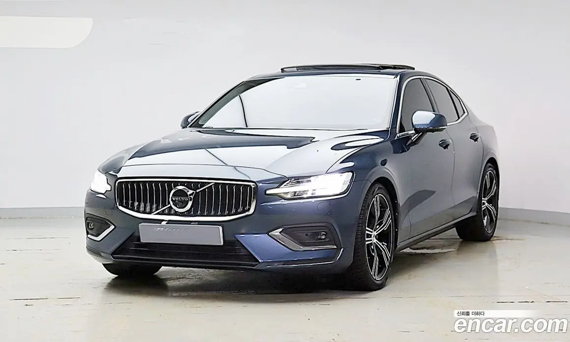 Volvo S60 2020 2.0 автомат (гидро), фото 1 Volvo S60 2020 2.0 автомат (гидро), фото 1