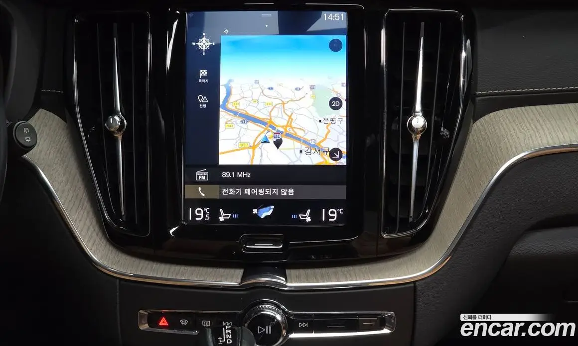 Volvo XC60 2019 2.0 автомат (гидро), фото 19 Volvo XC60 2019 2.0 автомат (гидро), фото 19