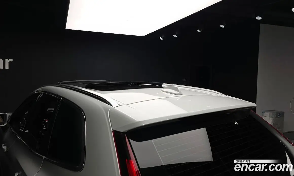 Volvo XC60 2019 2.0 автомат (гидро), фото 27 Volvo XC60 2019 2.0 автомат (гидро), фото 27